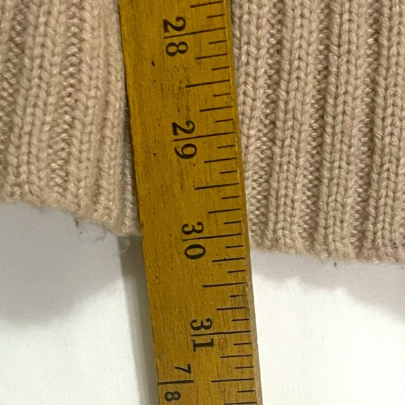 Jennifer Lopez SS Sweater Cardigan w/ Faux Fur collar Size Small - Picture 9 of 9